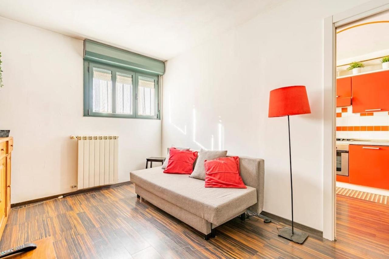 מילאנו Lovely Apartment Navigli מראה חיצוני תמונה